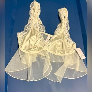 Auden , NWT, Cream Lace Bralette, Size M